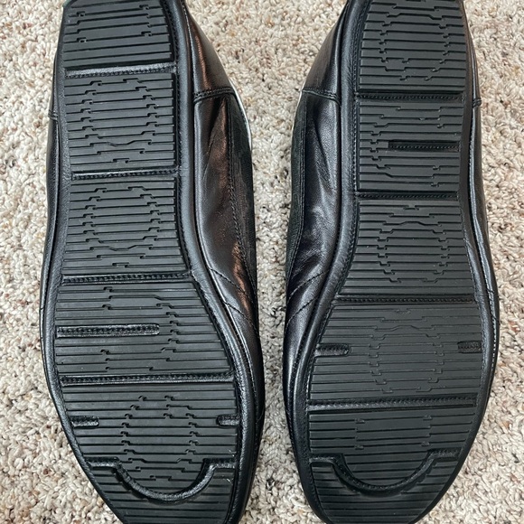 Gucci casual sneaker shoes. New never worn. - Picture 6 of 8